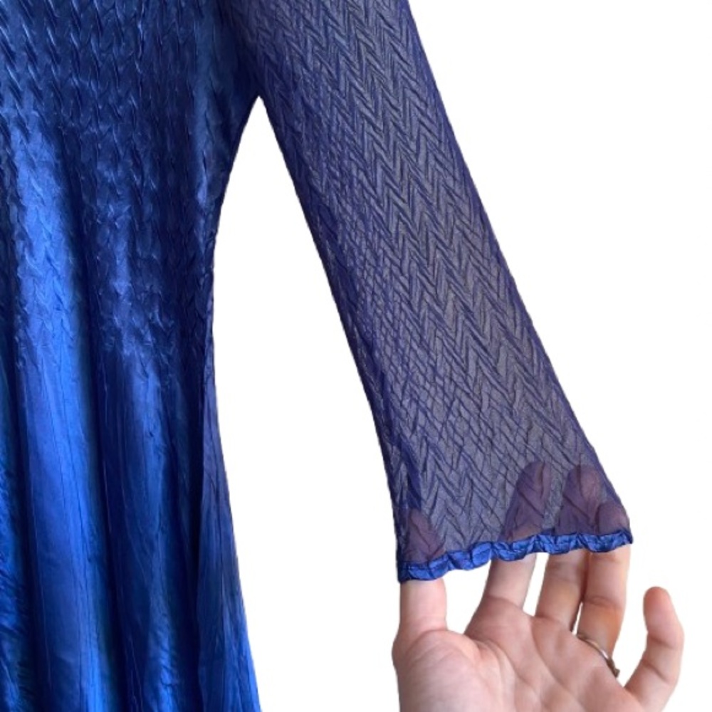 KOMAROV V-Neck Pleated Dress w/ Sheer Sleeves & Hemline Size Small Blue - Picture 6 of 14